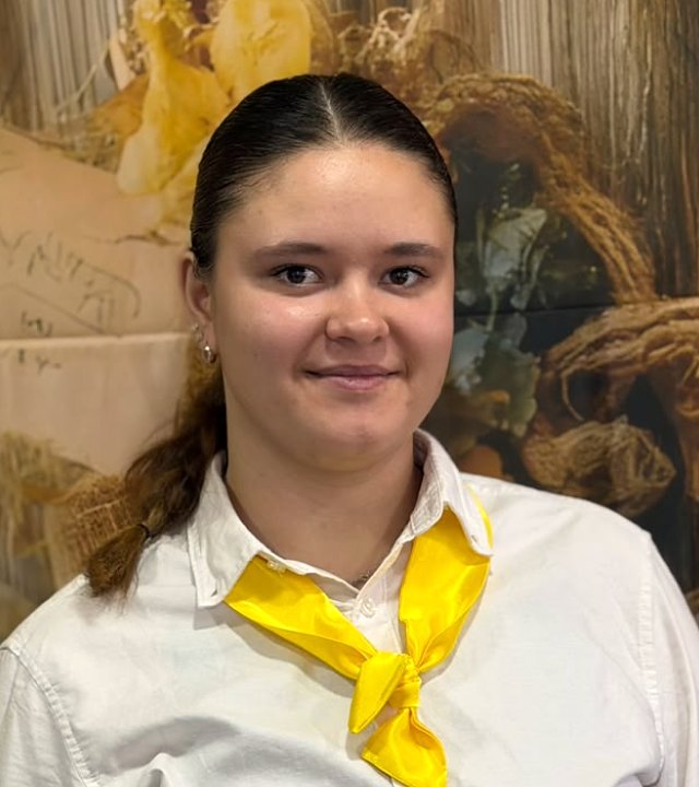 Maria Postolachi, educator la Academia Copiilor